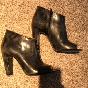 Margiela size 37 open toe booties